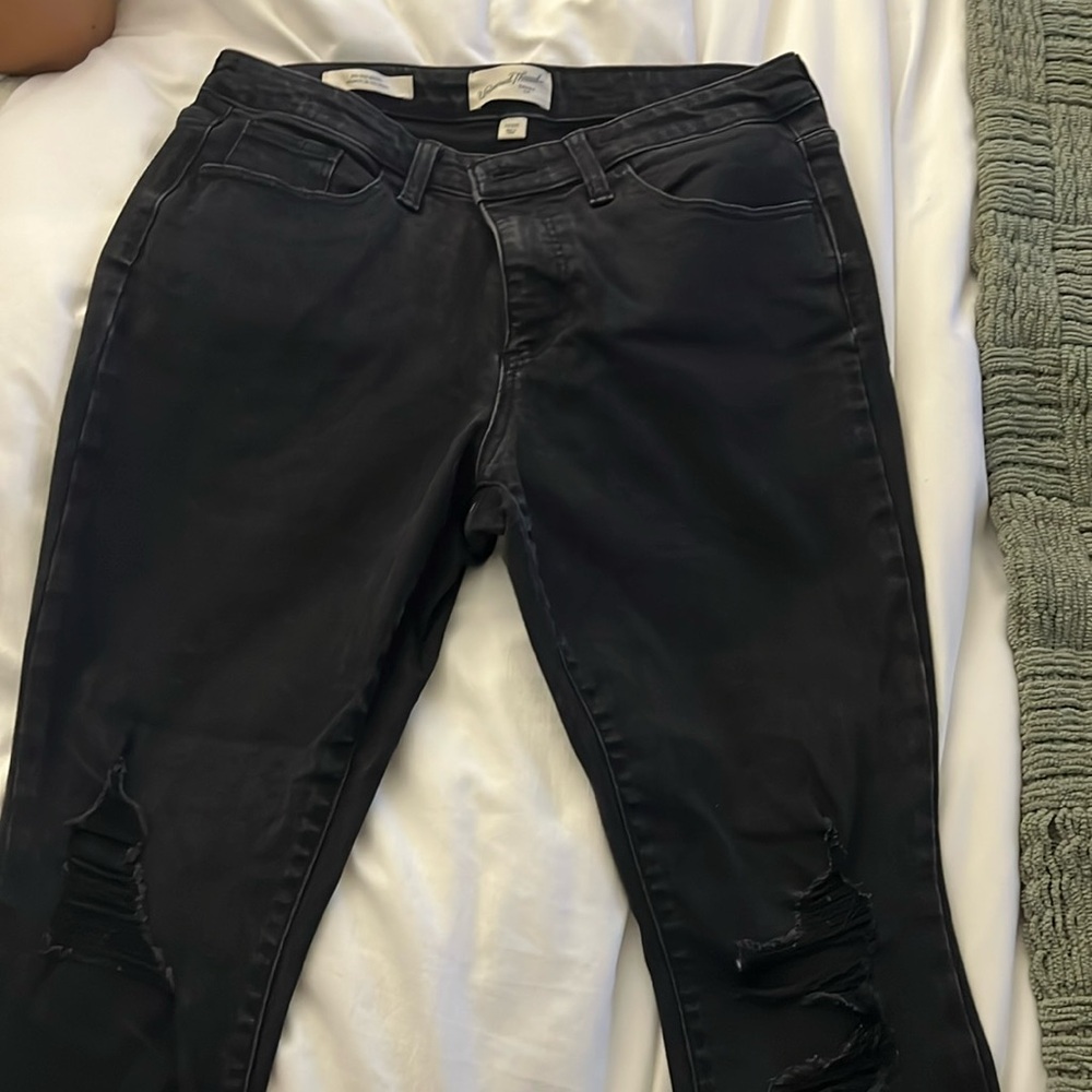 Universal Thread Ripped Jeans